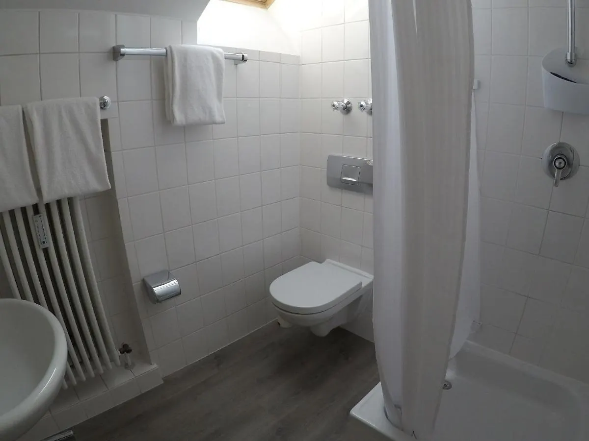 Hotel Blutenburg München 3*,